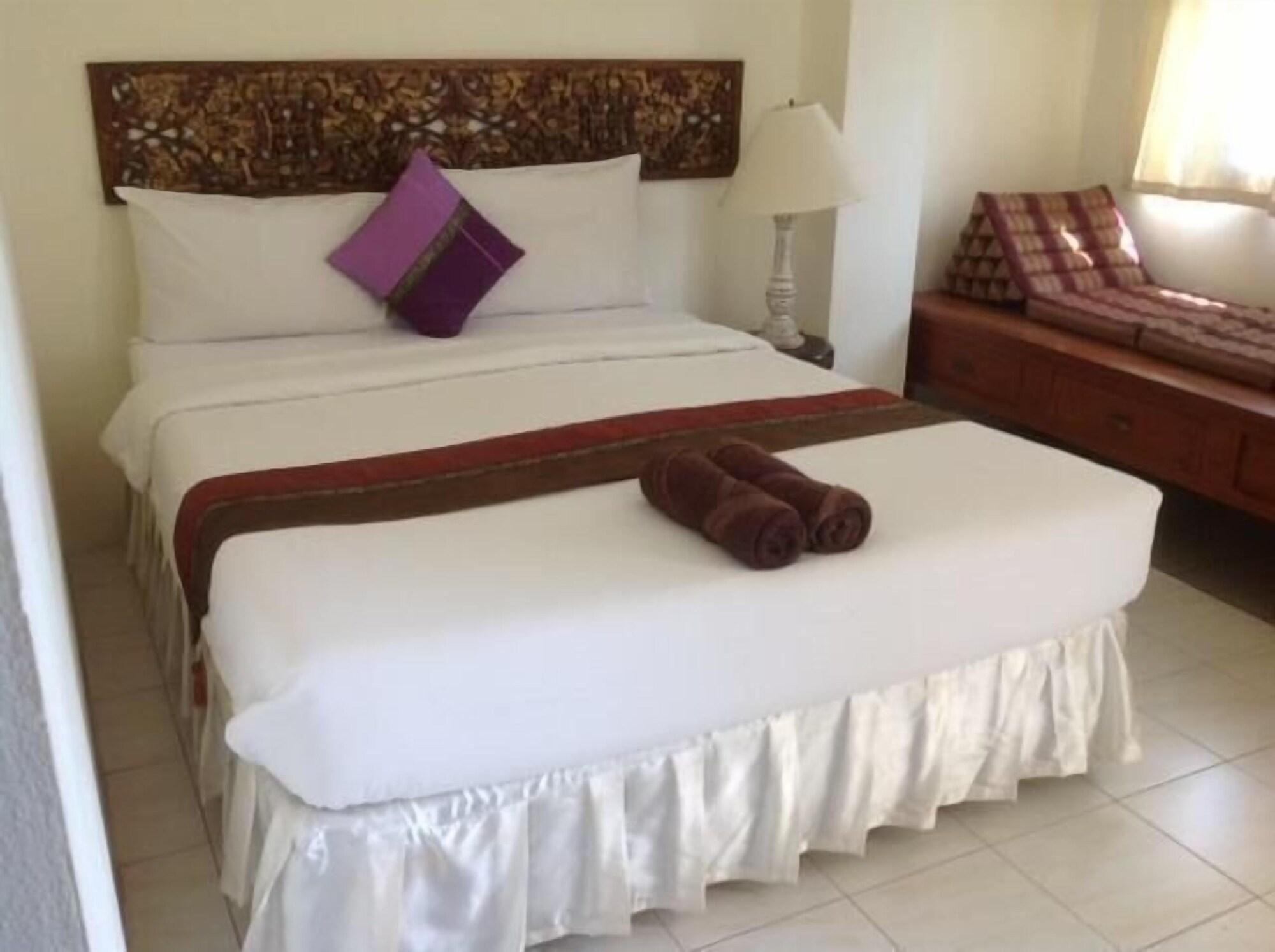 Penzy Guest House Chaweng Beach Buitenkant foto